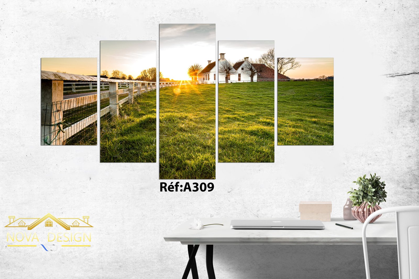 Tableau canvas 5 pièces - Ferme blanche au coucher de soleil — ferme blanche dans un champ vert au coucher de soleil